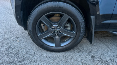 Land Rover Defender 3.0 D250 X-Dynamic SE 90 3dr Auto Diesel Estate